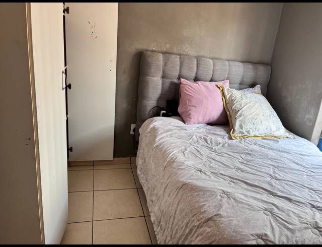 2 BEDROOM APARTMENT FOR SALE IN RUSTENBURG CENTRAL